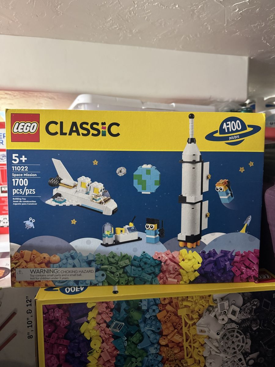 Lego Classic 1700 Pieces