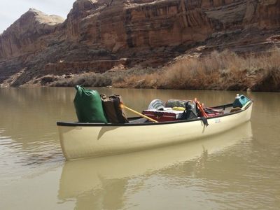Great condition Dagger Reflection 16’ Canoe