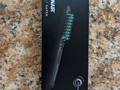 Dafni x Conair Hot Brush