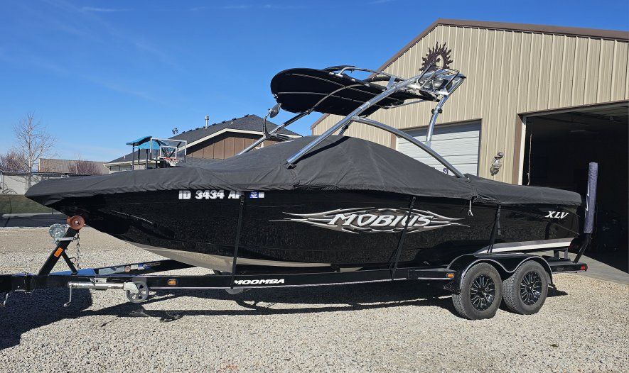 2008 Moomba Mobius XLV