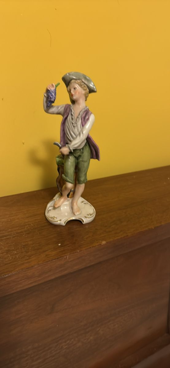 Vintage Volkstedt Porzellan Figurine Young Man Harvesting Grapes