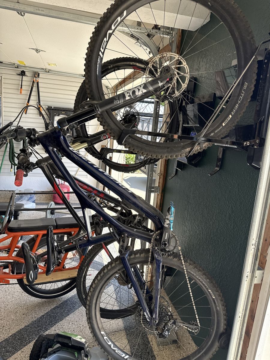Specialized Stumpjumper Full Suspension Mountain Bike - Blue, like new
