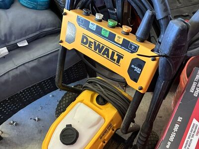 Dewalt Powerwasher