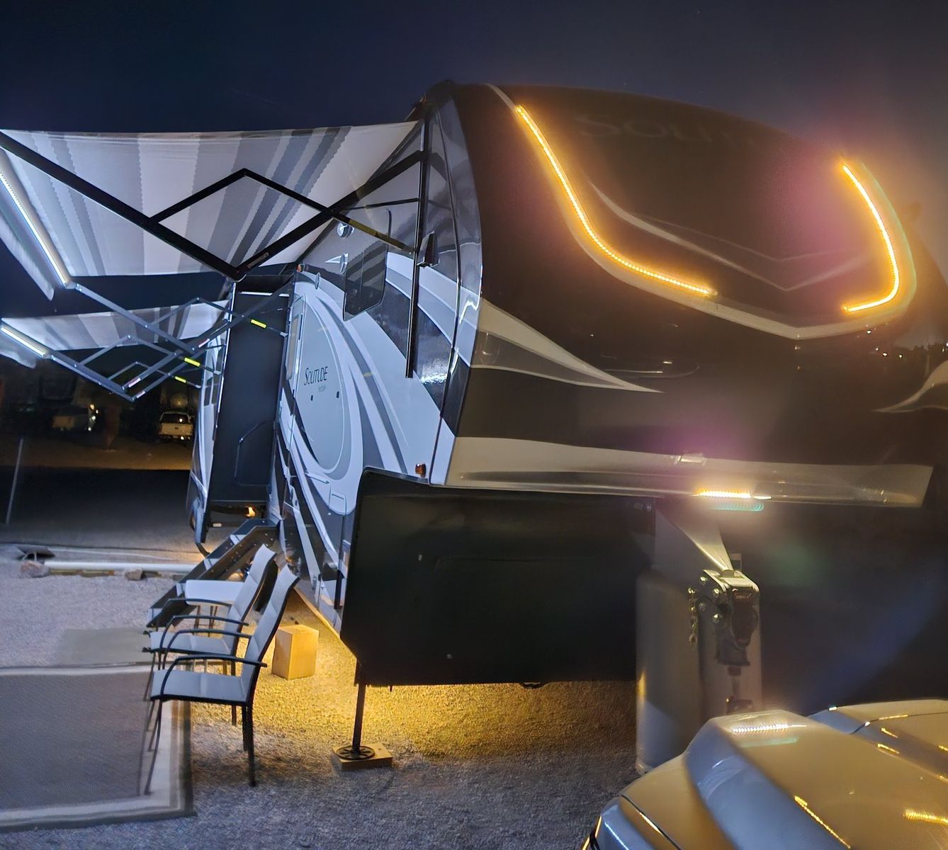 Grand Design Solitude ST344GK-R