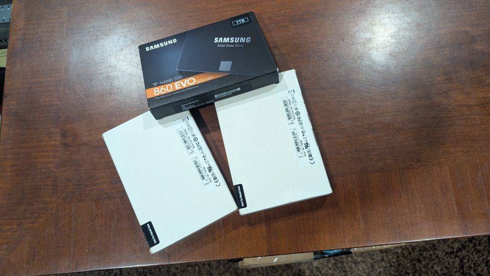 Brand New_ Samsung EVO 860 2.5 inch SSD drives