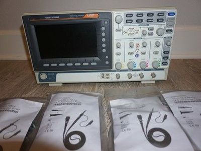 GW Instek GDS-1054B Digital Storage Oscilloscope (50MHz, 4-Channel) + Probes