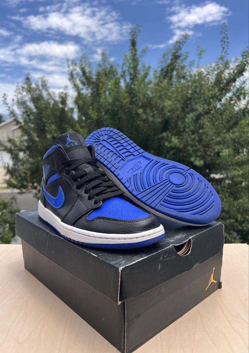 Air Jordan 1 Mid "Black Hyper Royal” Men's US 9