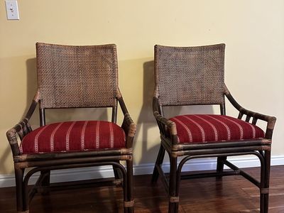 4 Chairs
