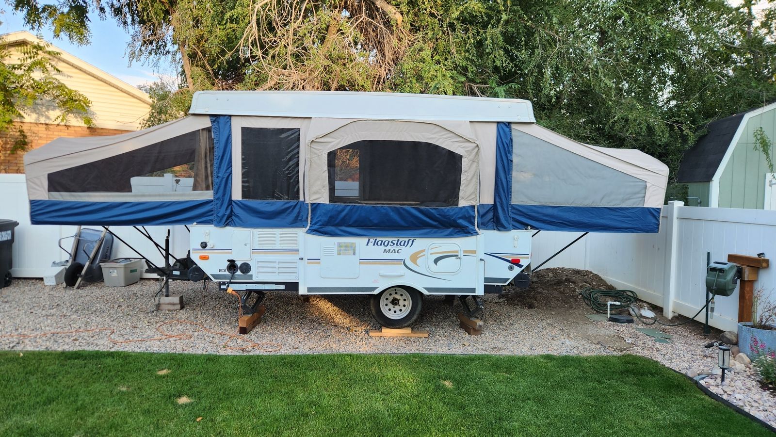 2013 Flagstaff mac pop up travel trailer with slide out