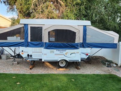 2013 Flagstaff mac pop up travel trailer with slide out