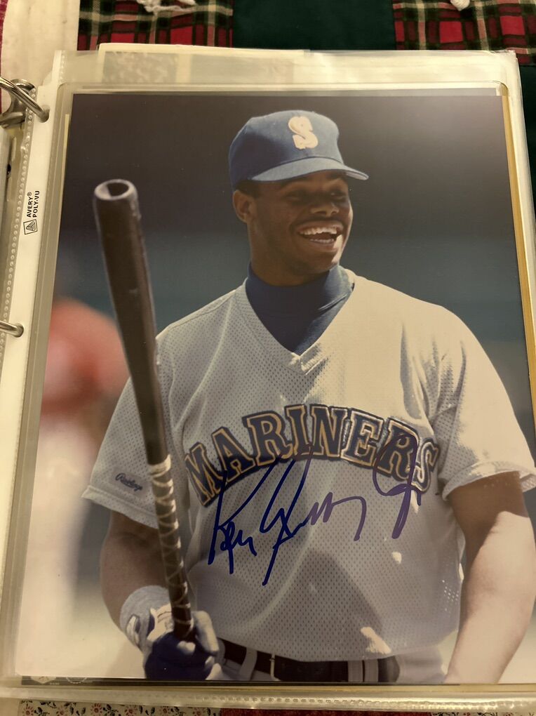 Ken Griffey Jr Autograph Rookie Mariners 8x10 Auto