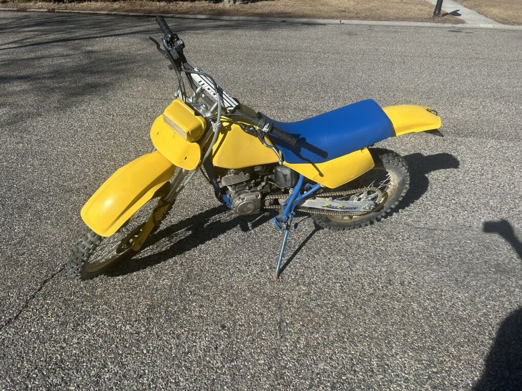 1985 Suzuki DR200