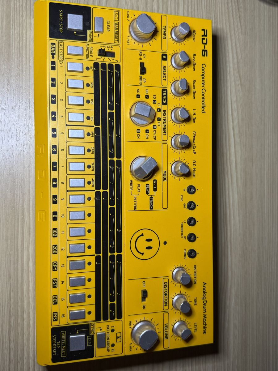 Behringer RD-6
