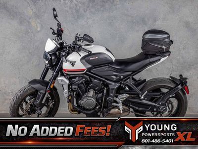 2022 Triumph Trident 660 Crystal White