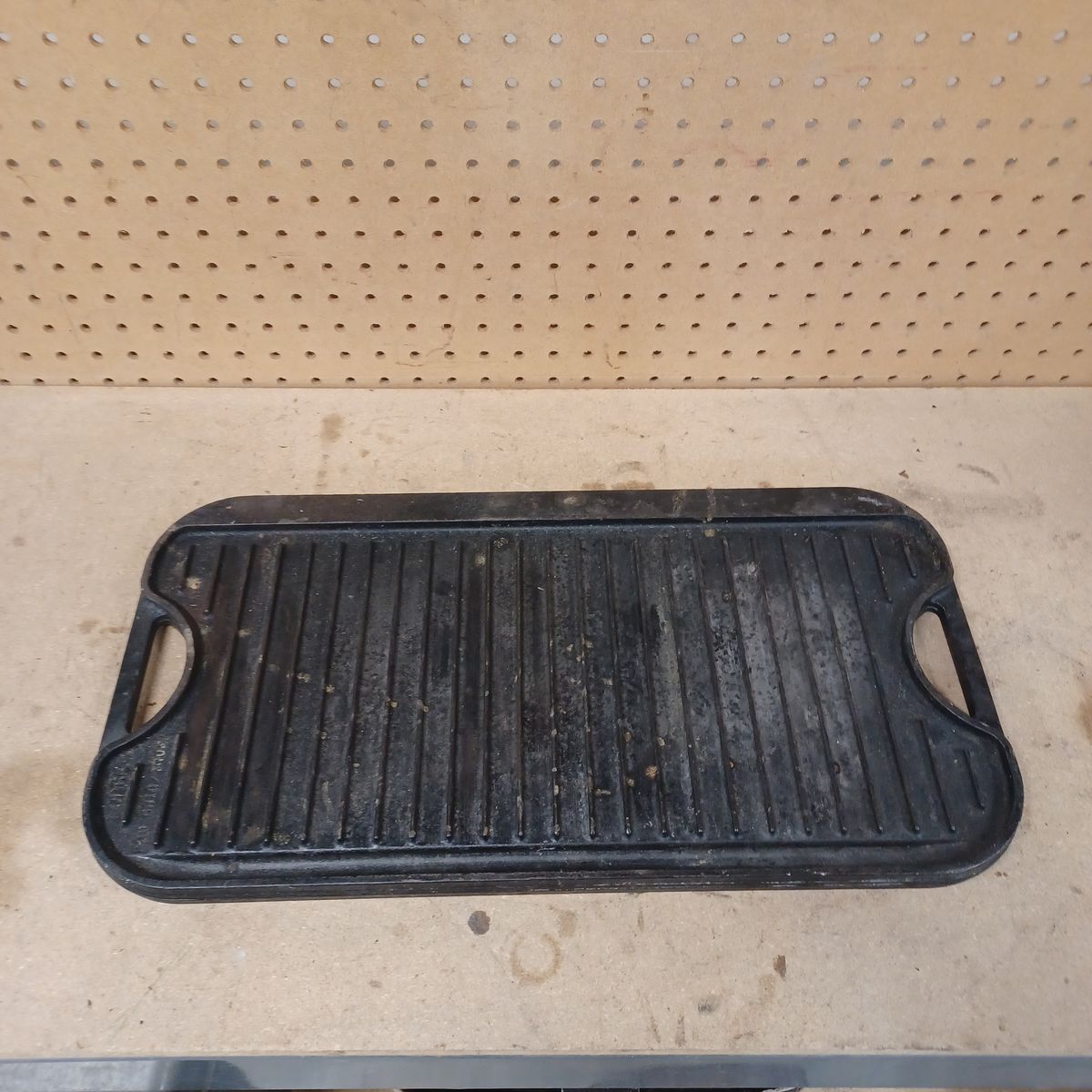 Lodge cast iron grill - griddle