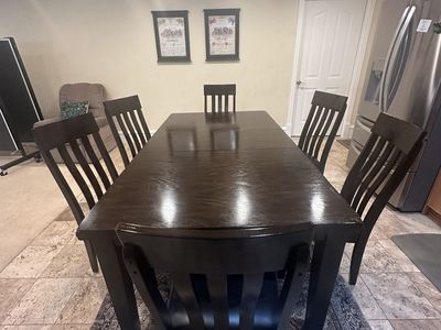 Dark Wood Dining Table with Leaf and 6 Chairs - Expandable Dining Set