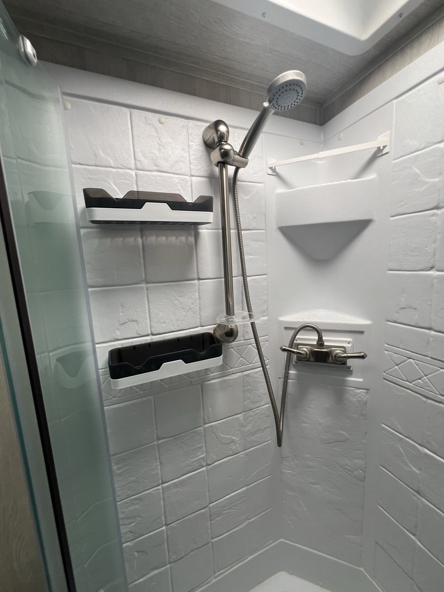 Main image 14
