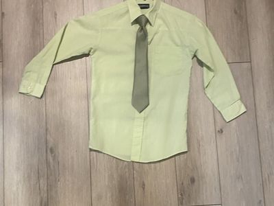 Chaps Boys' Light Green Long Sleeve Button-Down Shirt & Tie Set - Size 8/10