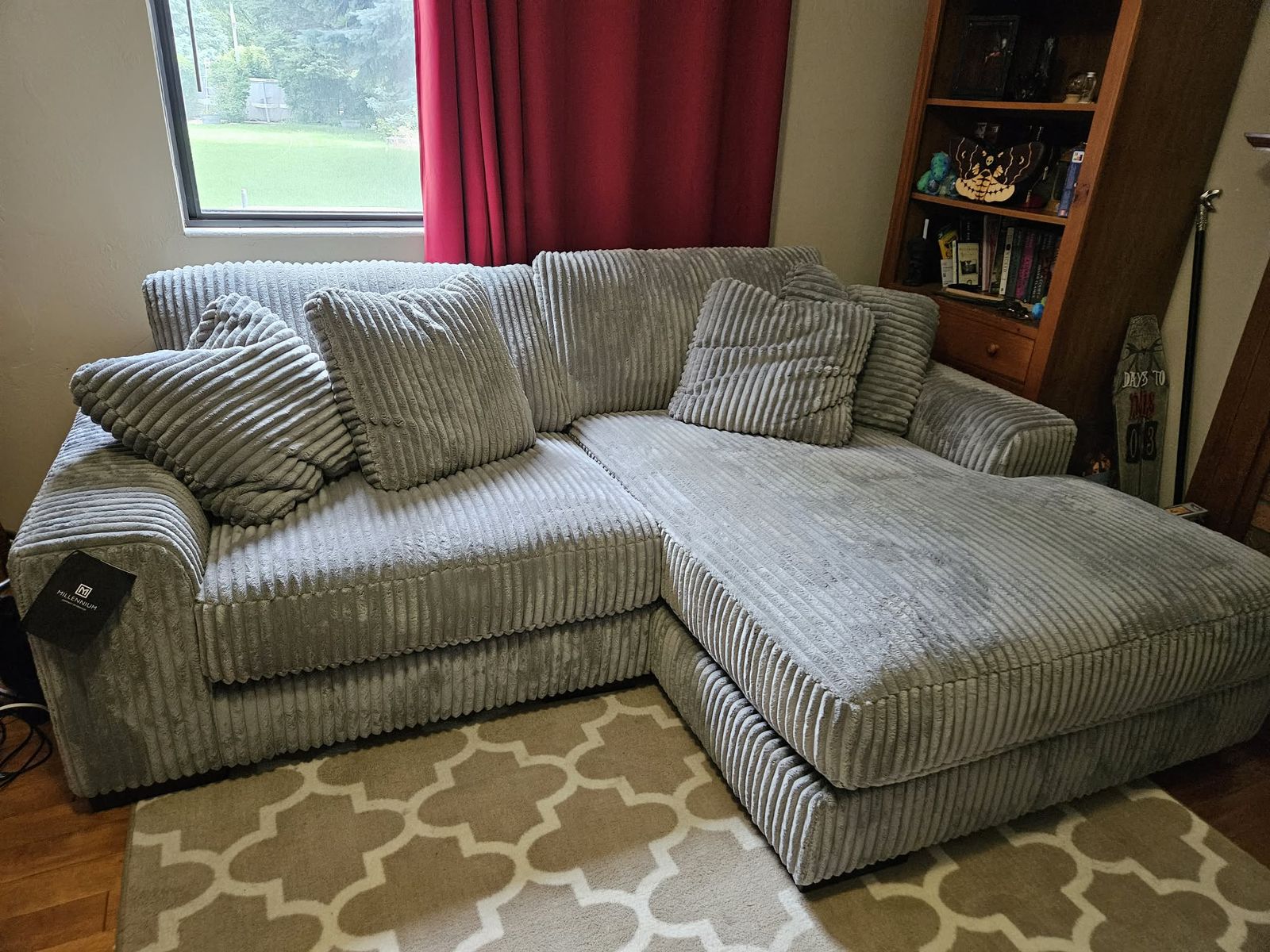 Couch Lindyn 2-Piece Modular Loveseat with Chaise
