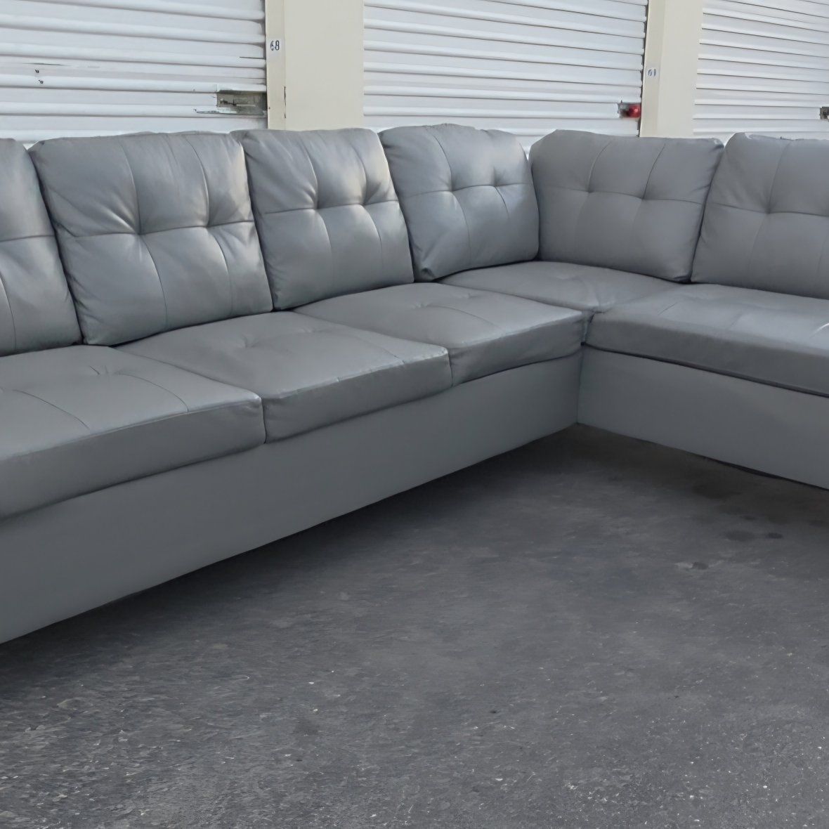 [FREE DELIVERY] Beautiful Grey Sectional