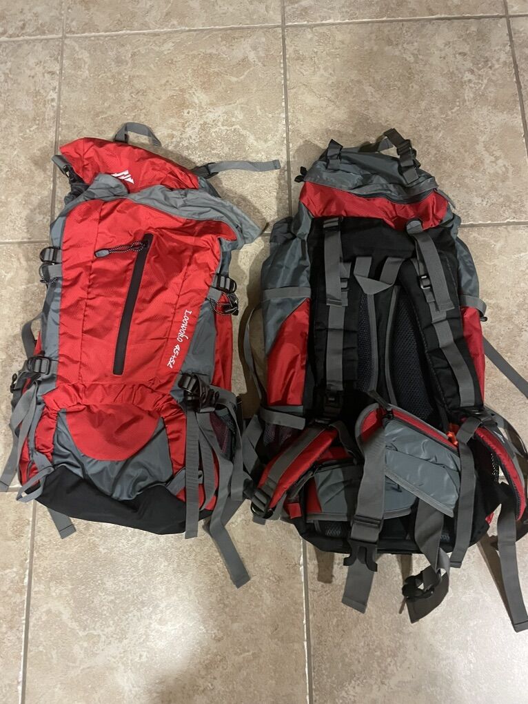Backpacking backpacks