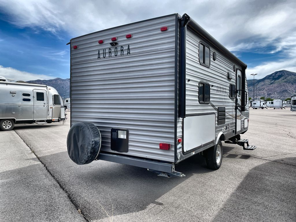 Used 2022 Forest River RV Aurora 18BHS