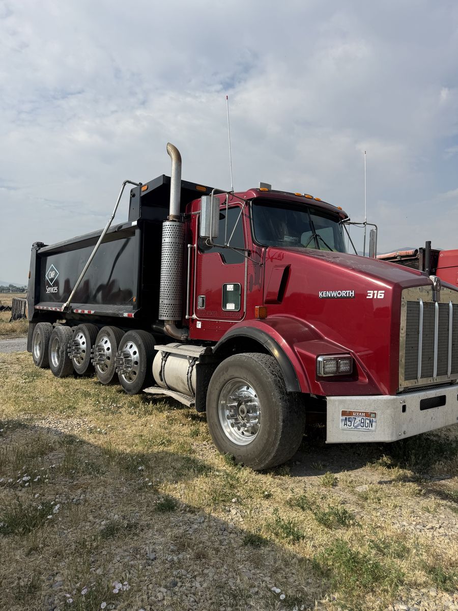 2003 Kenworth T-800 factory dump truck 6 axle