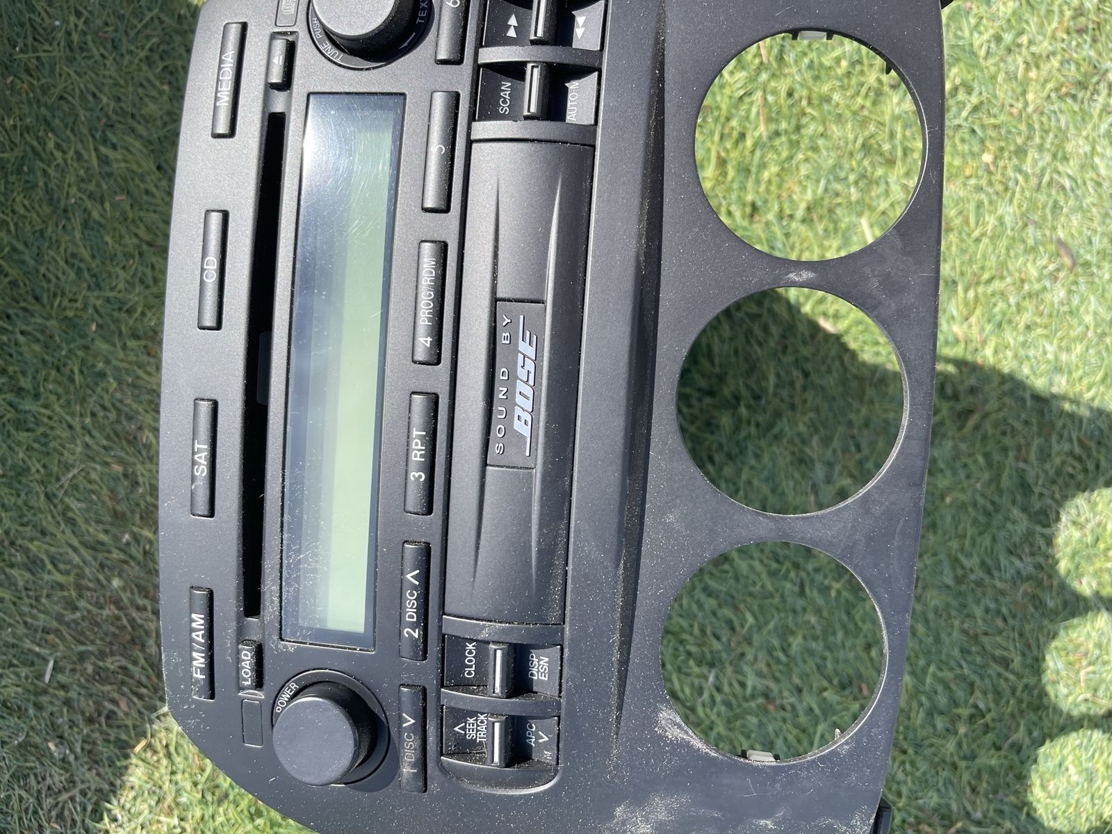 Bose Sound System Car Stereo Radio CD Player PT2844B PT-2844Q for 2005 Nissan (Clarion Co.)