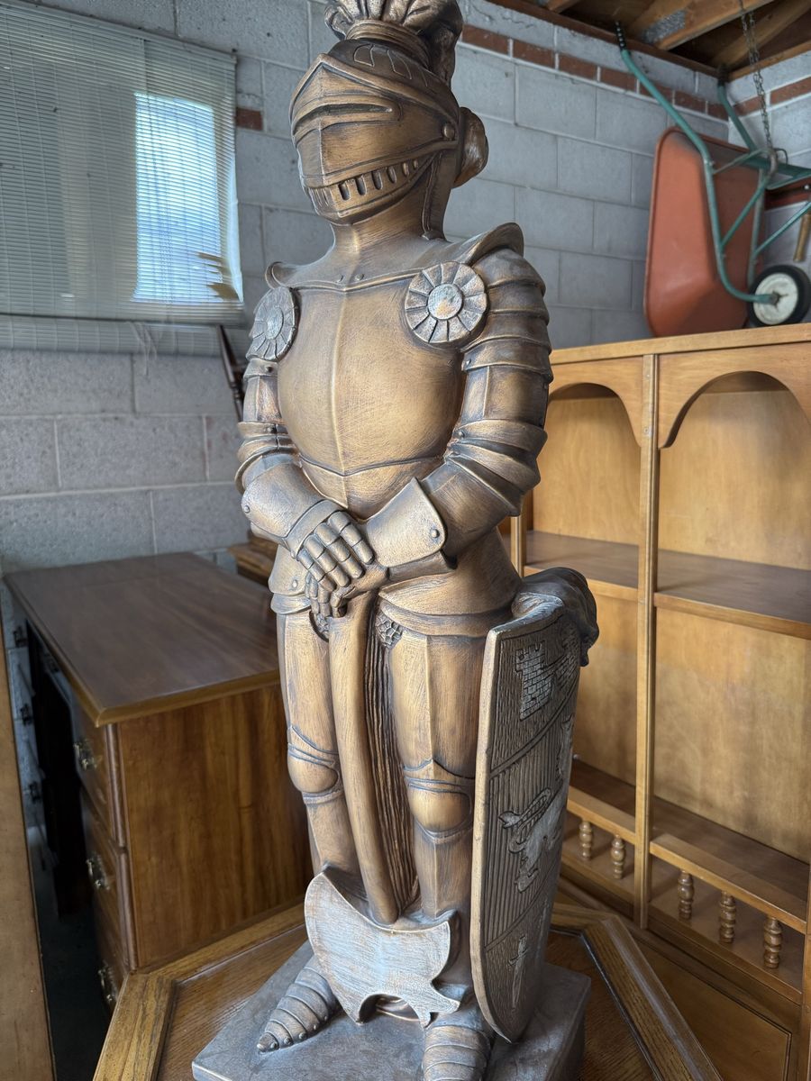 Main image 9