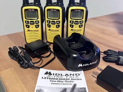 Midland X-TRA TALK LXT600/630/650 3-Radio Set + Charger