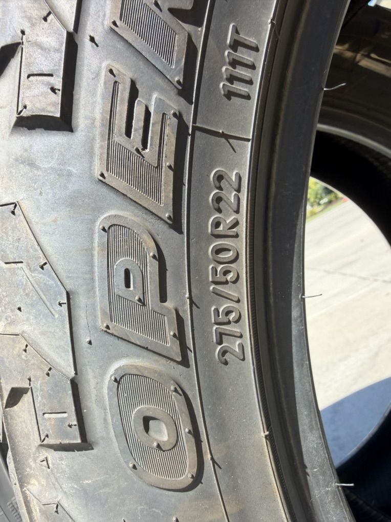 Toyo Open Country A/T 275/50R22