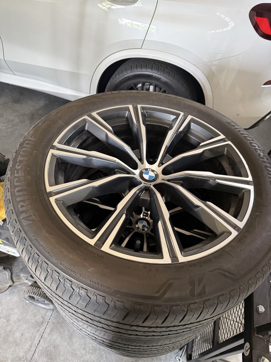 20” BMW M sport Factory Wheels and Bridgestone Tires 275/45 r 20