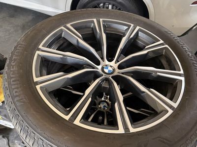 20” BMW M sport Factory Wheels and Bridgestone Tires 275/45 r 20