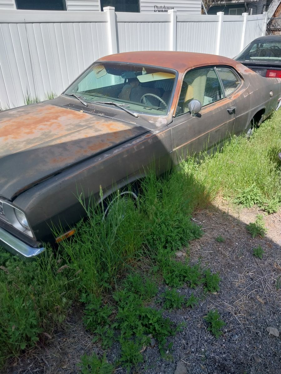 1974 Plymouth Duster 
