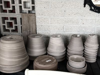 New Terracotta Planters W/Saucer multiple size