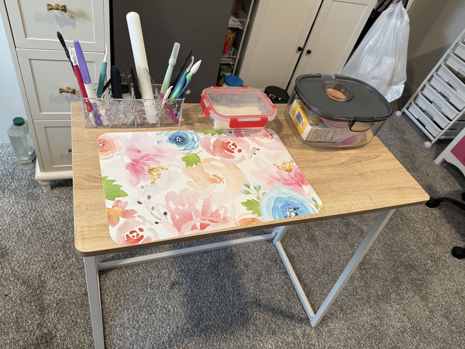 CRAFT TABLE - Foldable