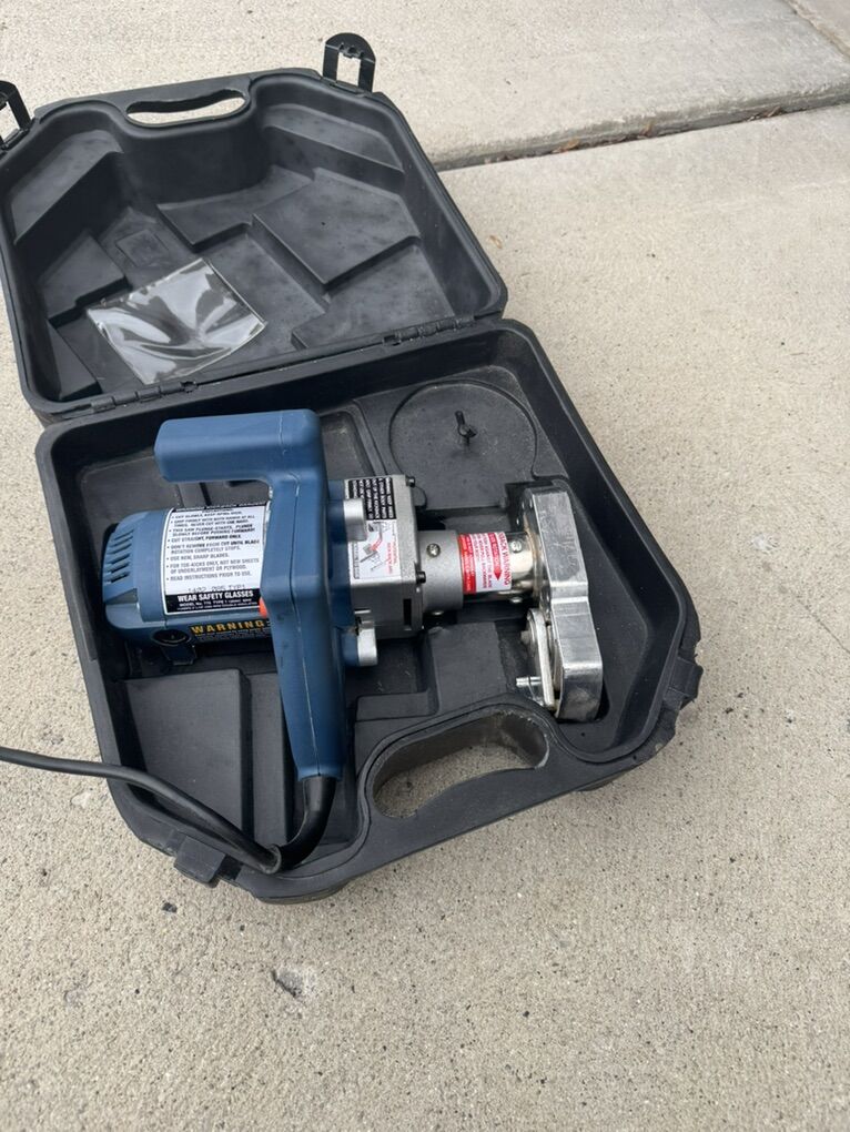 Crain Toe-Kick and Grout Removal Saw