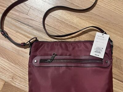 New With Tag still On-purse/shoulder Bag