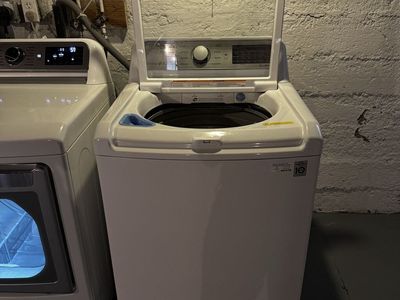 LG Washer and Dryer Set