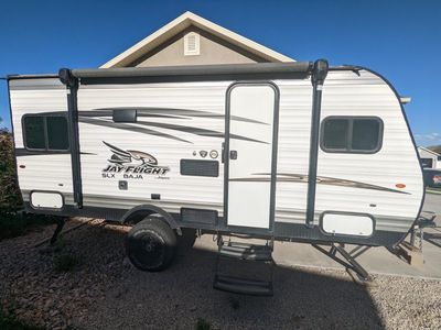 2018 17-ft Jayco trailer