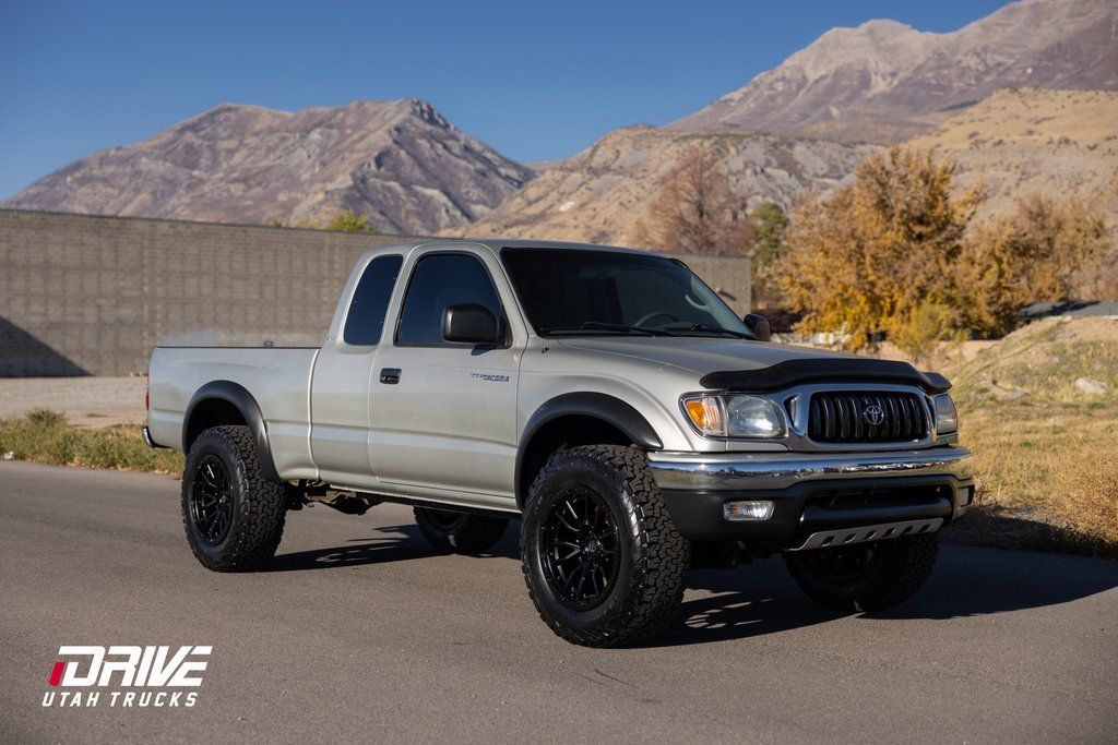 2004 TOYOTA TACOMA V6