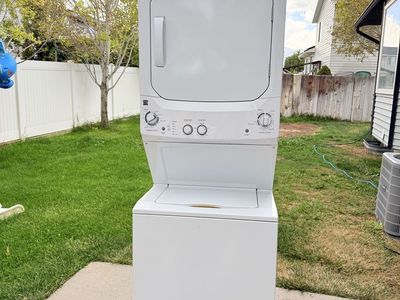Kenmore White Stackable Laundry Center Washer and Dryer Unit