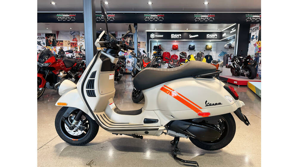 2024 Vespa GTV 300                          Early Specials for an Early Spring!!!