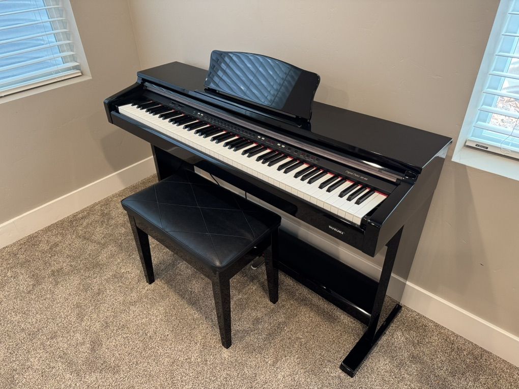 Suzuki HP-88F Digital Piano