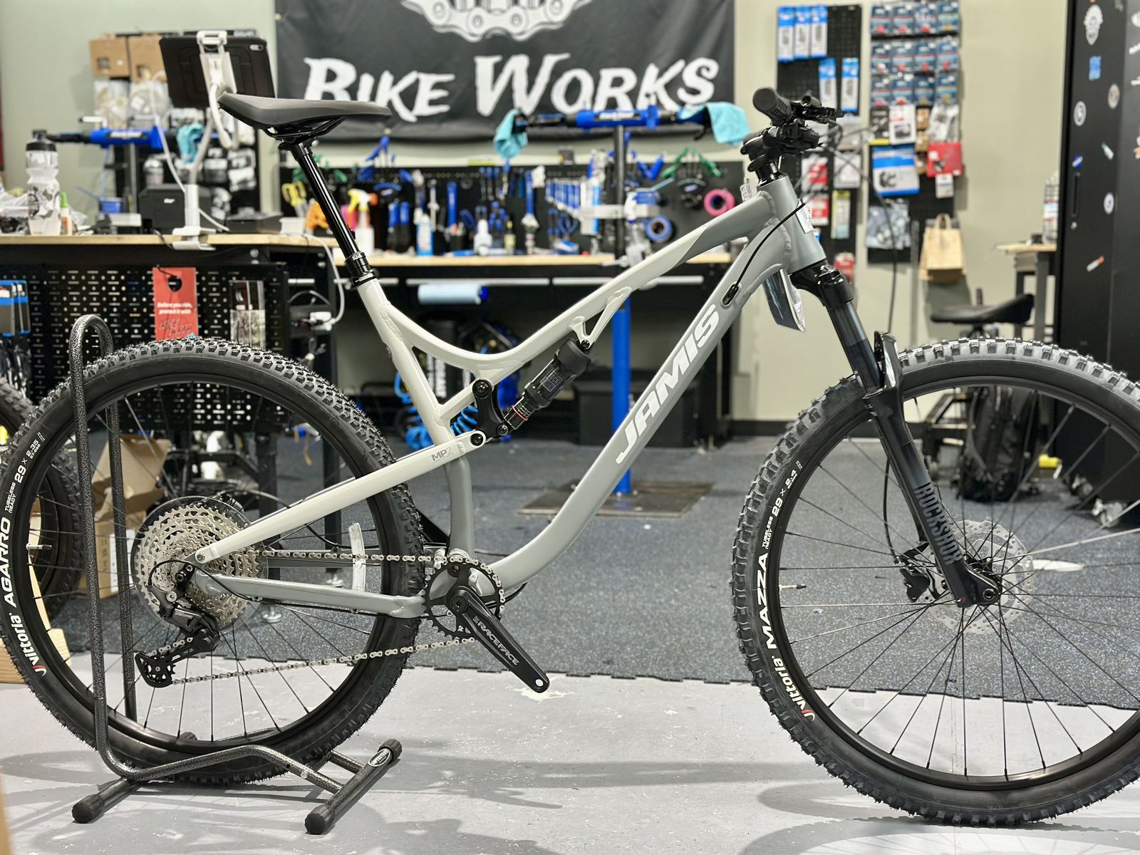 Jamis Faultline A2 | Size XL | Flintstone Color