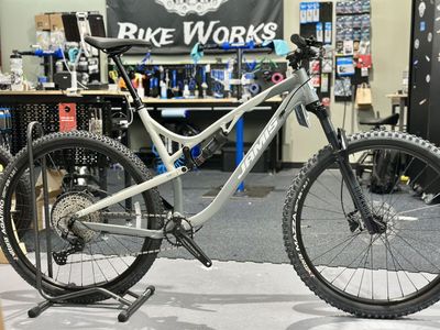 Jamis Faultline A2 | Size XL | Flintstone Color