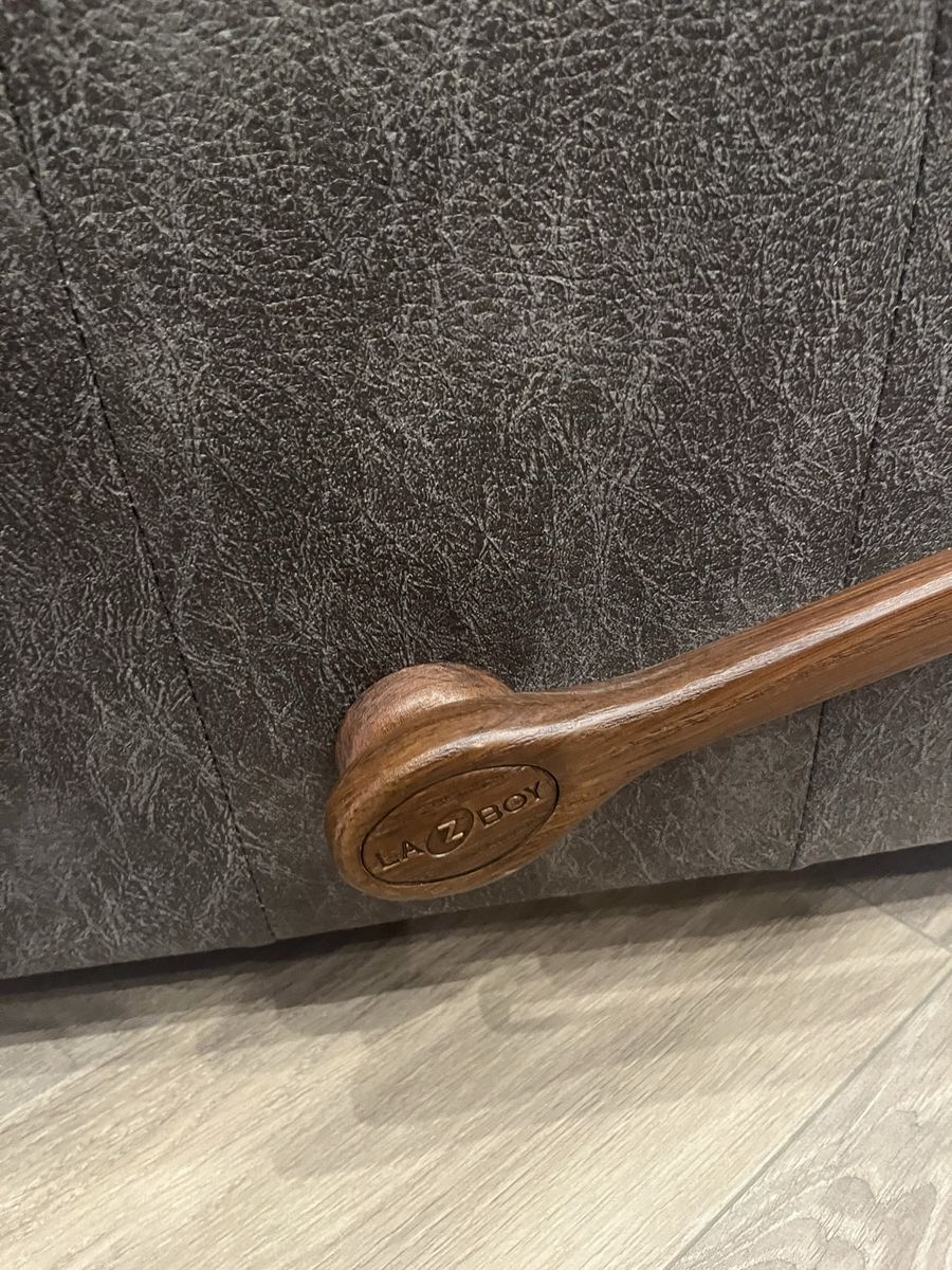 Lazy boy brand recliner