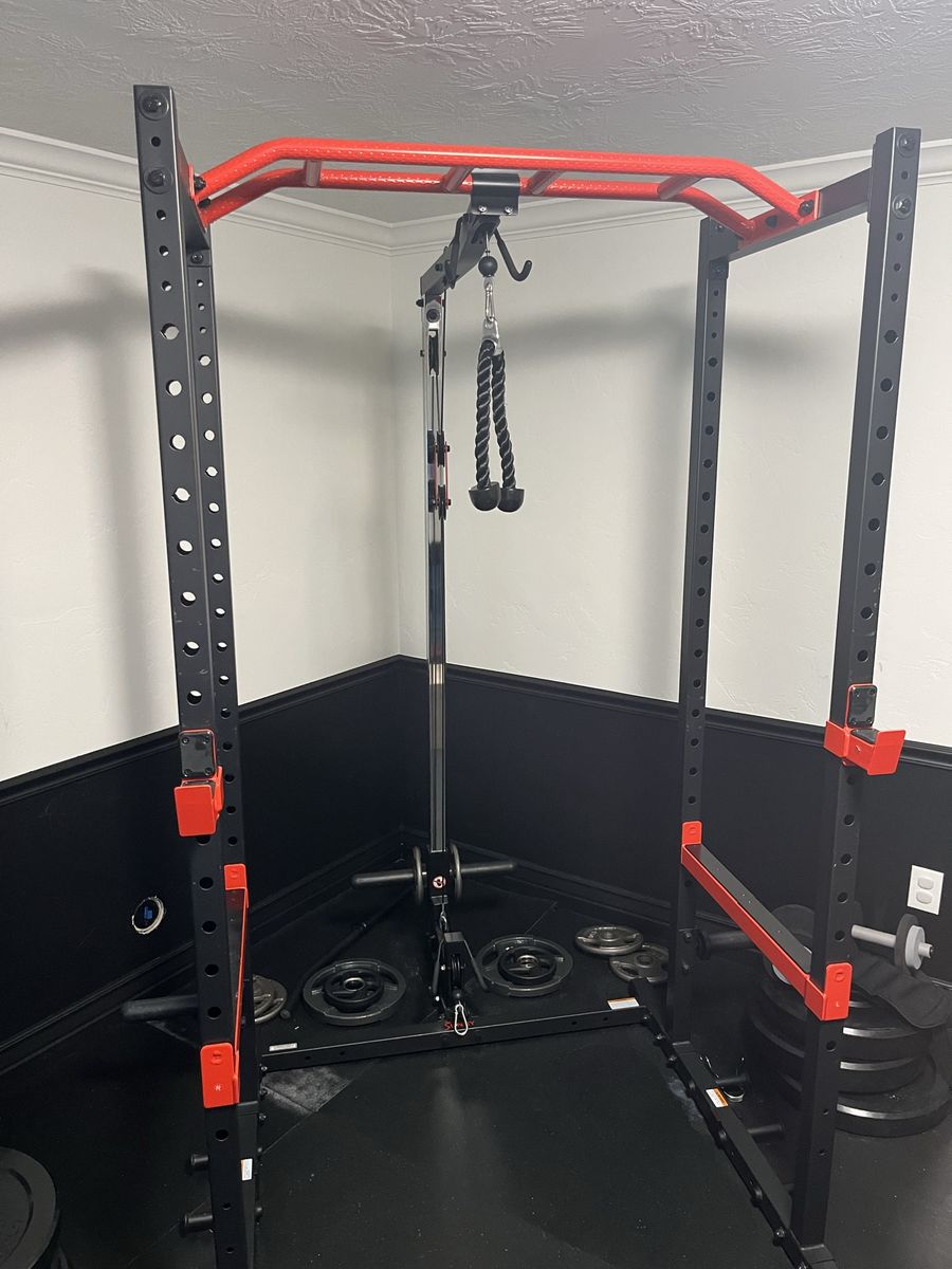 Sunny Powerzone Squat Rack with Lat Pulldown Cable attachment