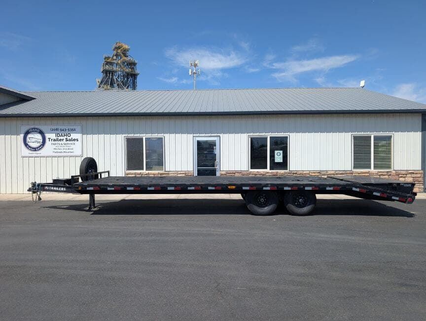 2024 PJ Trailers F8 102x26 Deckover Flatbed Trailer Monster Ramps