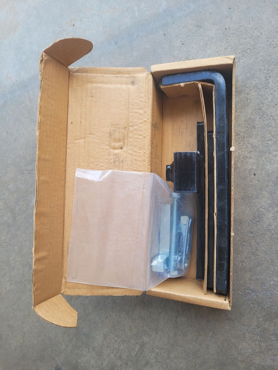 Pair of Equalizer Hitch Sway Control Brackets - New